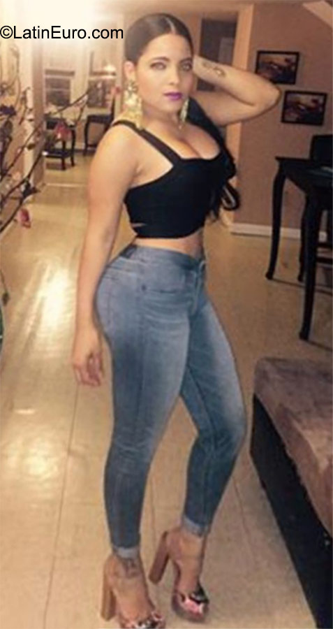 Date this young Dominican Republic girl Lisette from Santiago DO23447