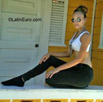 nice looking Dominican Republic girl Yahira from Santo Domingo DO24378