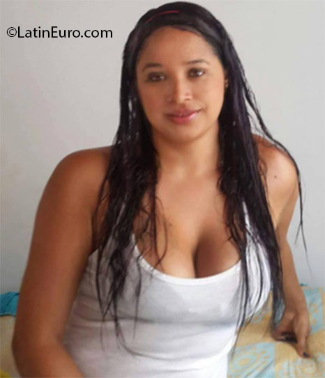 Date this tall Colombia girl Andrea from Medellin CO18608