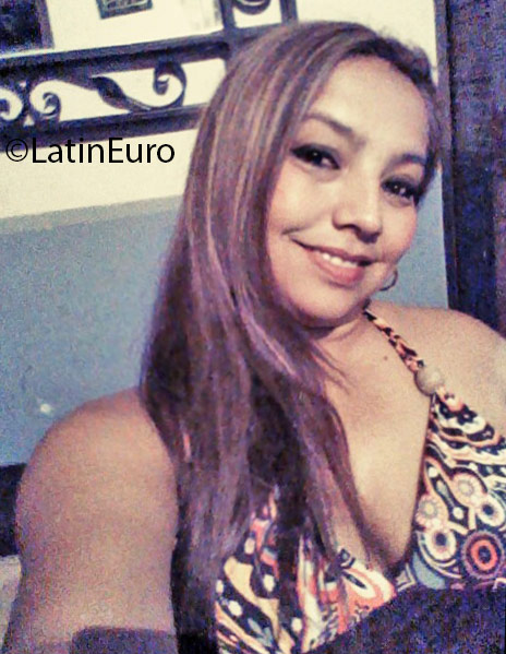 Date this passionate Colombia girl ROSA from Cali CO24489