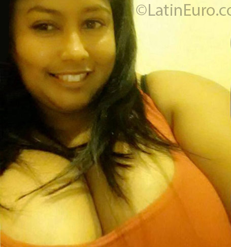 Date this cute Dominican Republic girl La_beba11 from Santiago DO25702