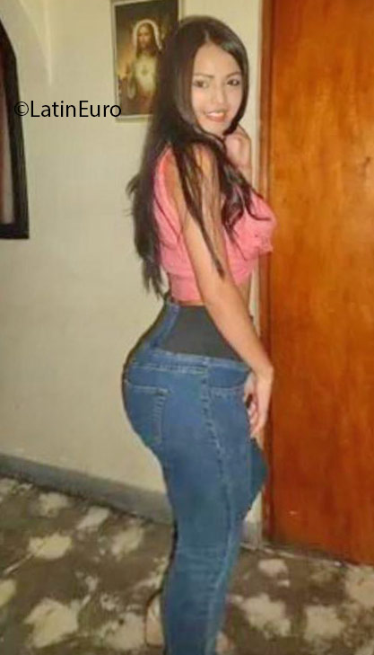 Date this athletic Dominican Republic girl Rubye from San Pedro De Macoris DO25826