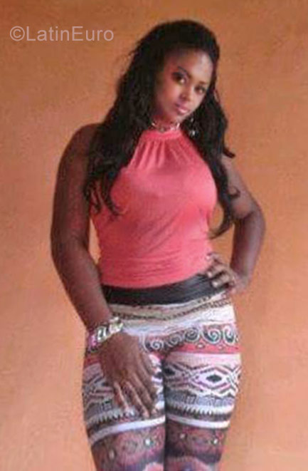 Date this passionate Jamaica girl Ana7824721 from Montego Bay JM2365