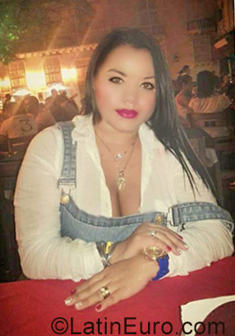 Date this delightful Colombia girl Lina from Monteria CO31203