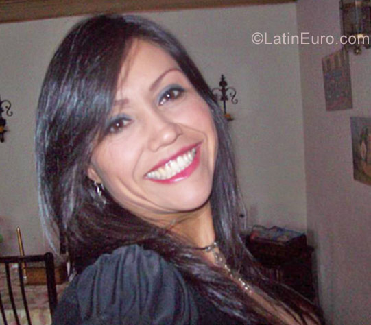 Date this hot Colombia girl Diana from Bogotá CO30612