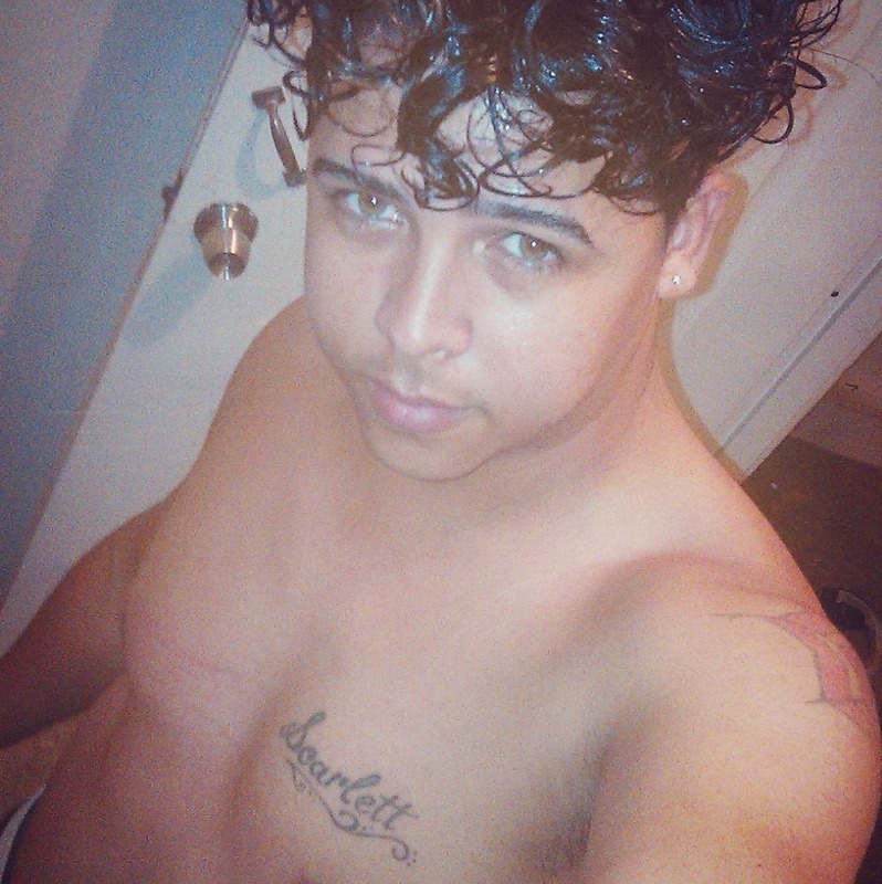 Date this foxy Dominican Republic man Tomas Mendoza from Santiago De Los Caballeros DO27994