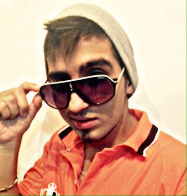 Date this good-looking Colombia man Cristian from Medellin CO20996