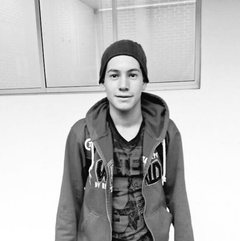 Date this nice looking Colombia man Gustavo osorio from Manizales CO20997