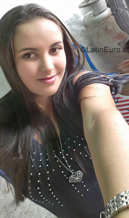 Date this delightful Venezuela girl Laura from Barinas VE1175