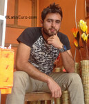 tall Colombia man Einar from Bogota CO23022