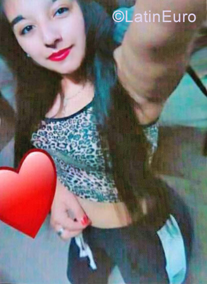 Date this georgeous Argentina girl Lina from Buenos Aires AR127