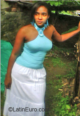 Date this athletic Colombia girl Francia from Cali CO23616