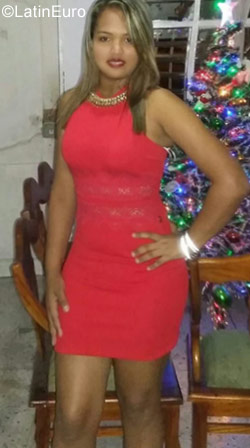Date this tall Colombia girl Rosmira from Barranquilla CO23659