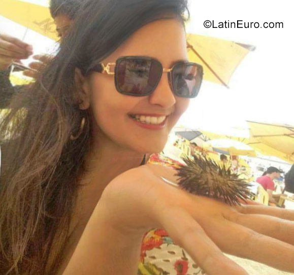 Date this pretty Brazil girl Marcela from Maceio BR10516