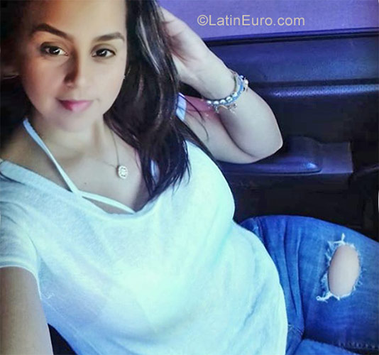 Date this exotic Venezuela girl Karla from Maracay VE1540