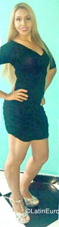 Date this beautiful Colombia girl Jessi bueno from Bogota CO23763