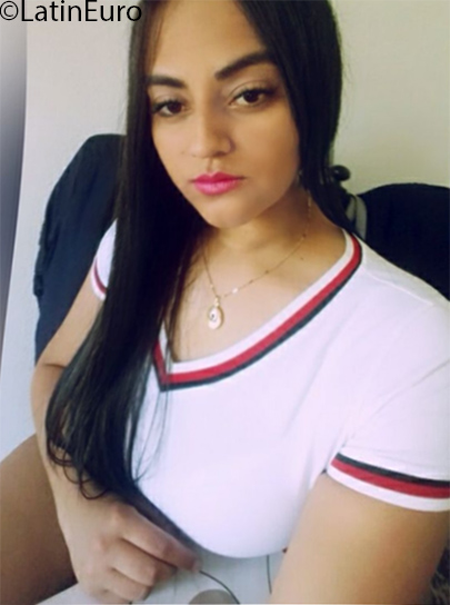 Date this tall Colombia girl Anyifresi from Bogota CO23829