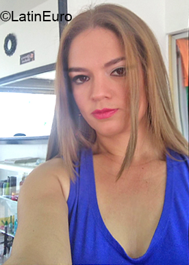 Date this nice looking Colombia girl Jemmy from Pitalito CO23855