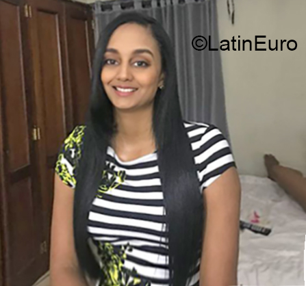 Date this tall Dominican Republic girl Patty from Santo Domingo DO32367