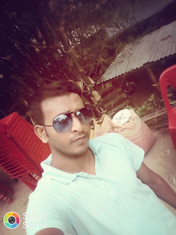 Date this athletic Bangladesh man Rasel from Bangladesh BD84