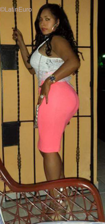 Date this passionate Dominican Republic girl Diana from Puerto Plata DO32466