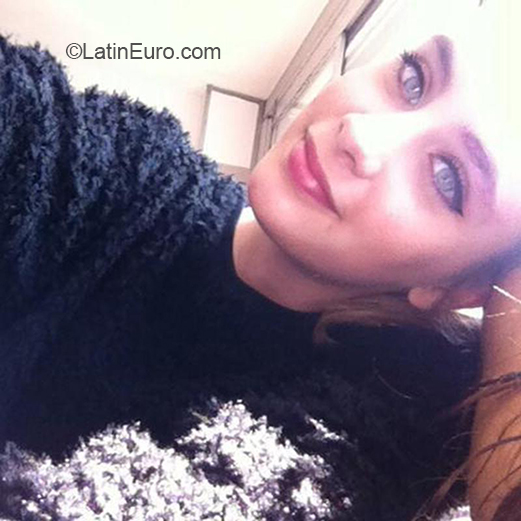 Date this young Venezuela girl Chiara from Maracaibo VE1647