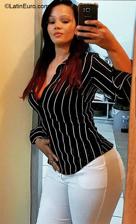 Date this young Dominican Republic girl Marlen from Santo Domingo DO32545