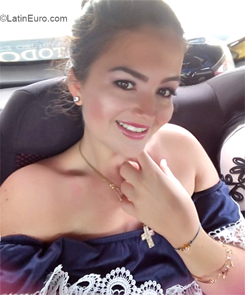 Date this funny Colombia girl JisselK from Villavicencio CO23940