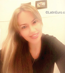 stunning Colombia girl Andrea from Medellin CO24000