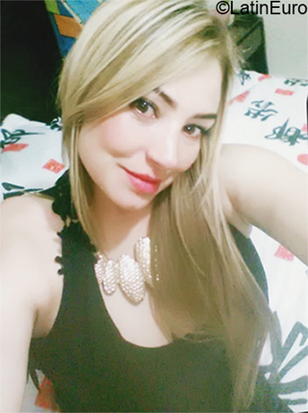 Date this athletic Colombia girl Victoria echvav from Medellin CO27954