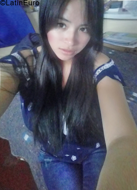 Date this voluptuous Peru girl Nataly from Arequipa PE1307