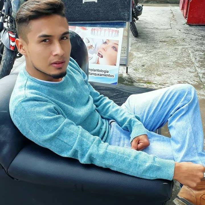 Date this athletic Colombia man Juan from Bogota CO24100