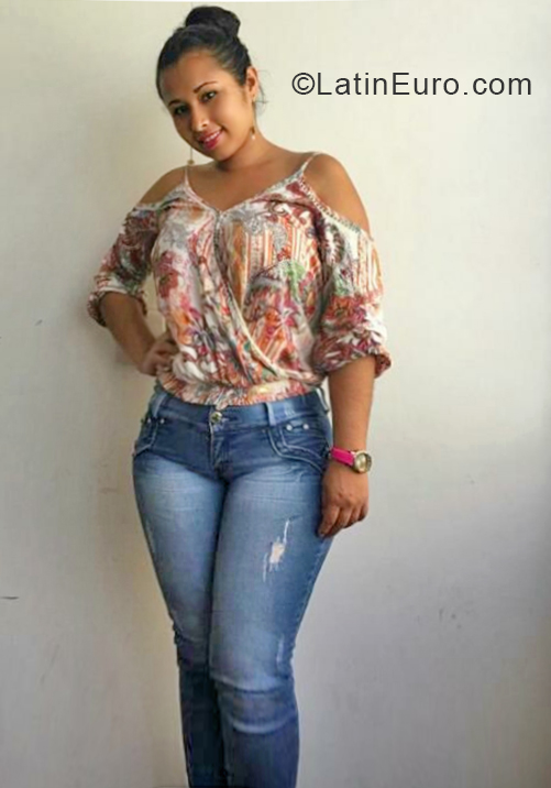 Date this fun Colombia girl Angelica from Bogota CO24134