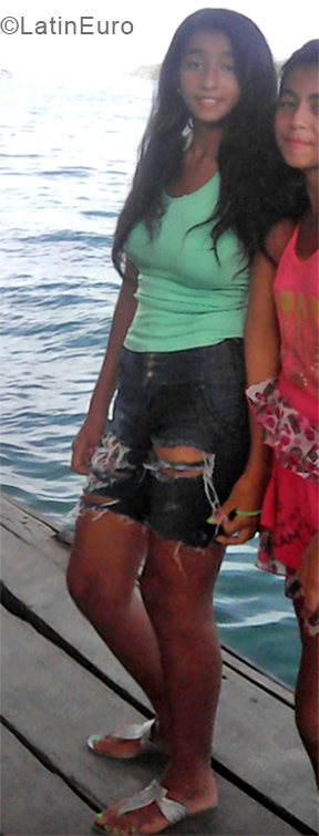 Date this delightful Colombia girl Raquel from Armenia CO24146