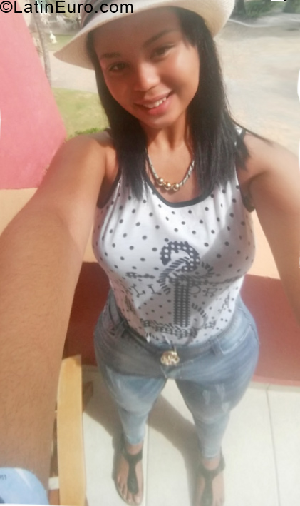 Date this cute Dominican Republic girl Susana perez from Santo Domingo DO32976