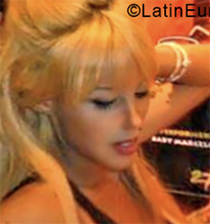 Date this attractive Argentina girl Seresita from Argentina AR154