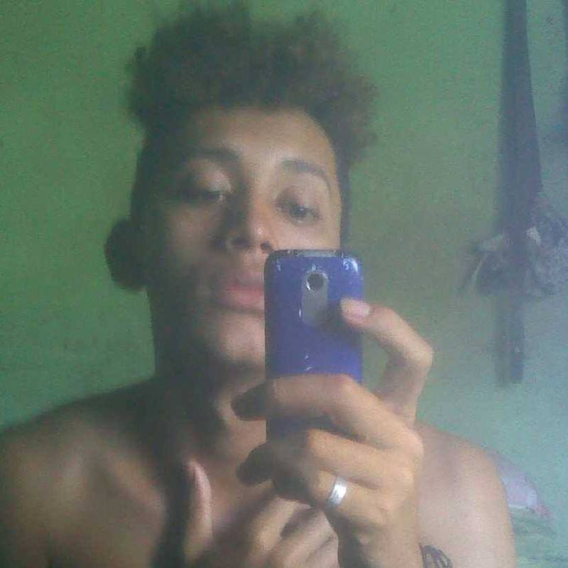 Date this young Venezuela man Alexis98 from Maturin VE1839