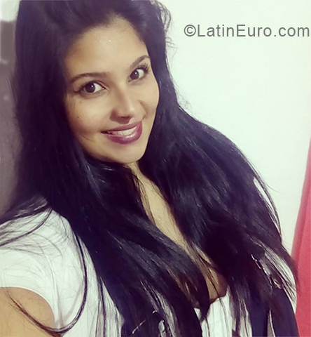 Date this lovely Colombia girl Juliana from Medellin CO24276