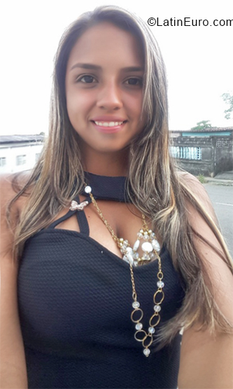 Date this sensual Venezuela girl Alejandra from Caracas VE1853