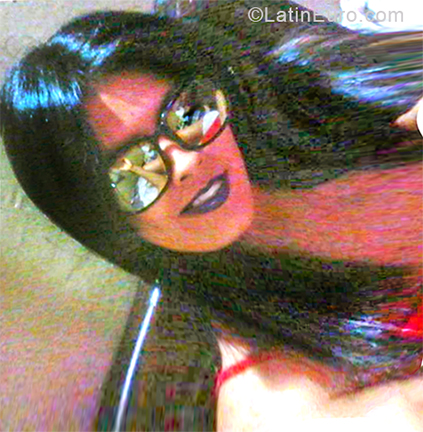 Date this stunning Venezuela girl Kelimar from Merida VE1858