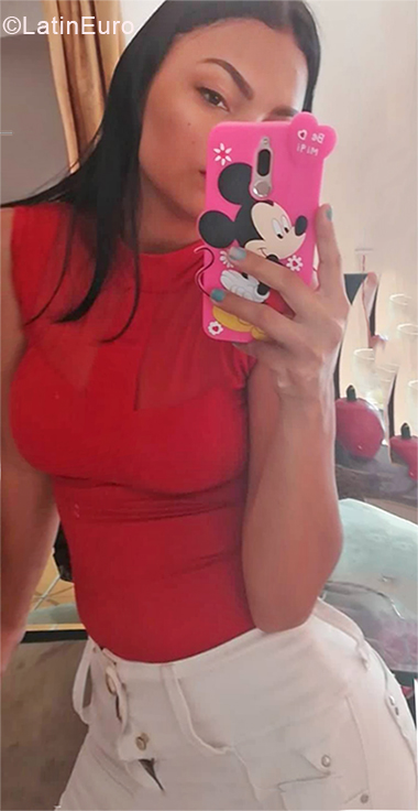Date this charming Colombia girl Xidey from Bucaramanga CO24356