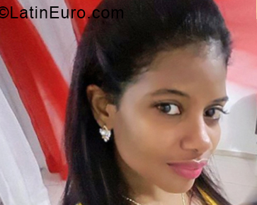Date this lovely Dominican Republic girl Maria from Santo Domingo DO33484