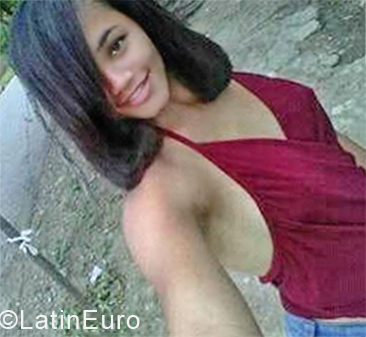 Date this voluptuous Dominican Republic girl Katherine from Nagua DO33489