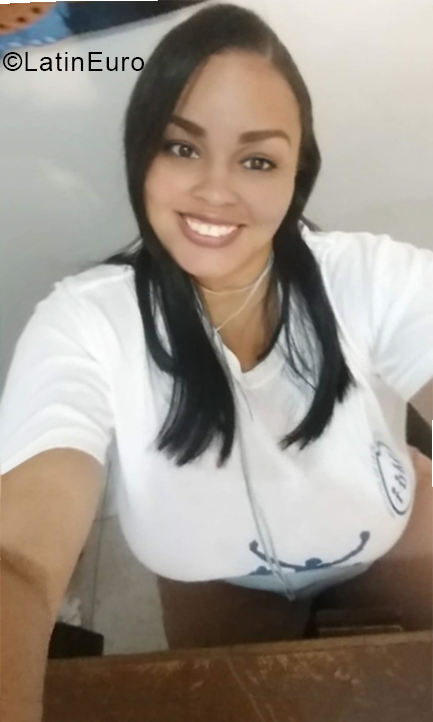 Date this passionate Dominican Republic girl Mery from Santiago DO33492