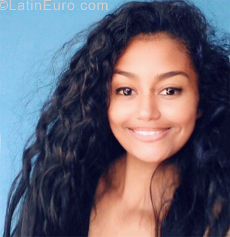 Date this passionate Venezuela girl Roraima from Maracay VE2025