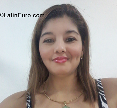 Date this lovely Nicaragua girl Darling from  NI215
