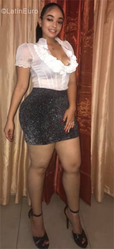 Date this pretty Dominican Republic girl Patricia from Santo Domingo DO33608