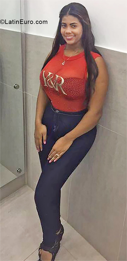 Date this lovely Dominican Republic girl Ros from Puerto Plata DO33645