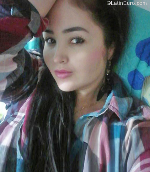 Date this fun Colombia girl Yamile from Medellín CO28194