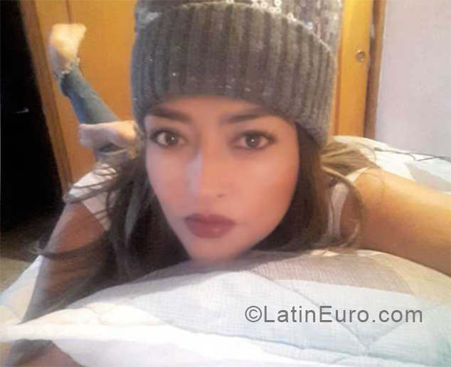 Date this fun Colombia girl Mariluz montoya from Medellin CO24897
